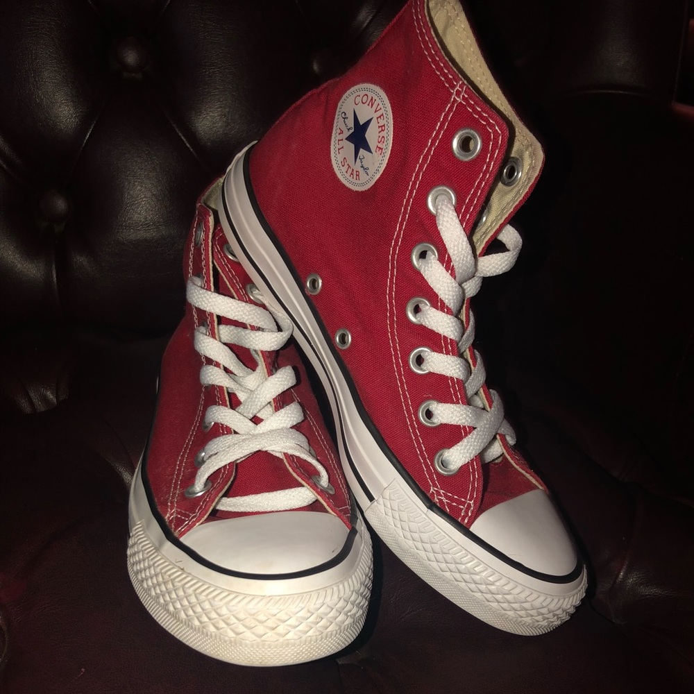 Red converse